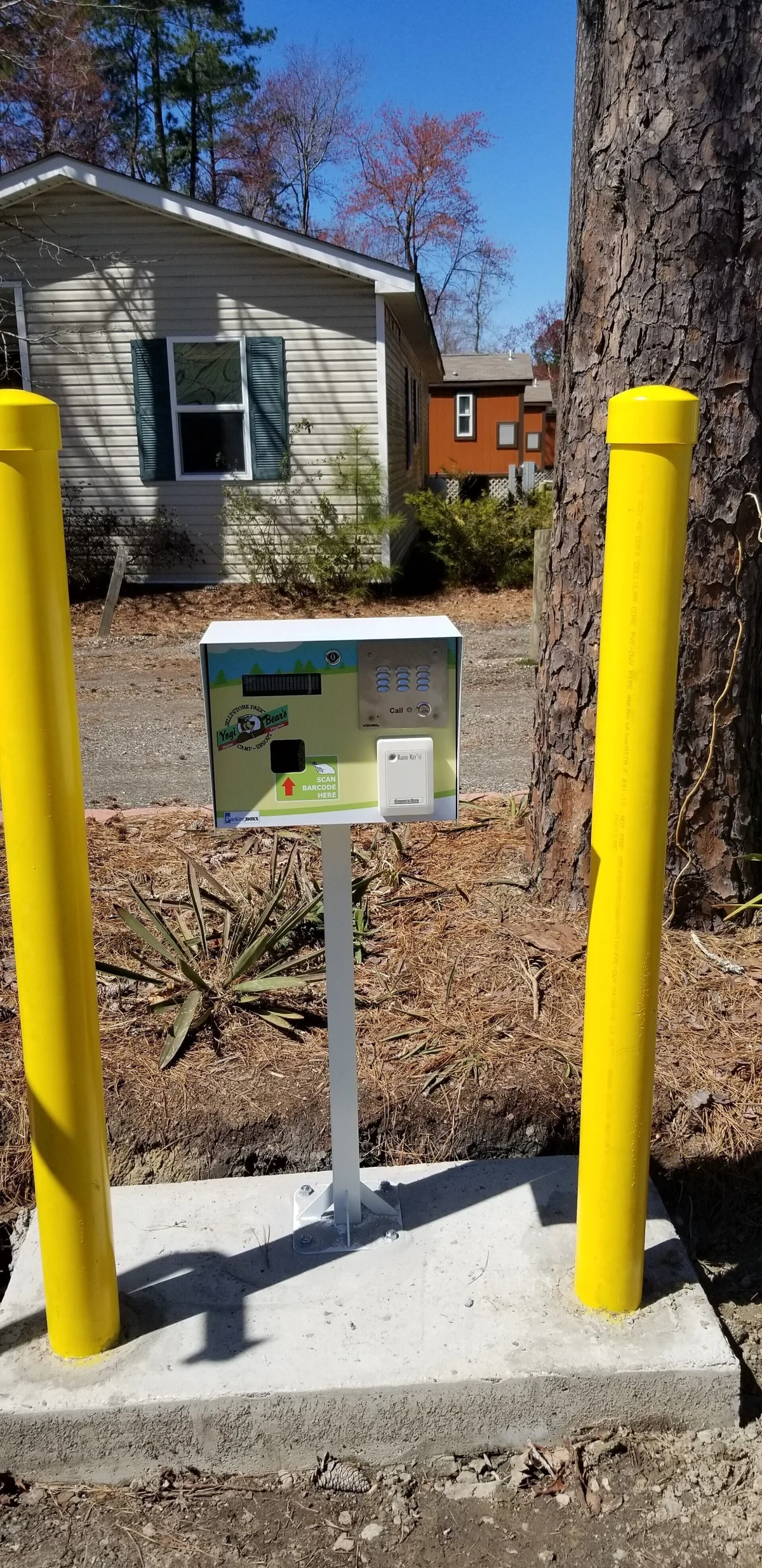 Parking BOXX gate installation at Jellystone Park Camp-Resort at Gloucester Point