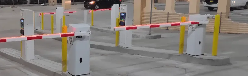 Parking BOXX BGS-6xx parking barrier gate with red/green illuminated panel and aluminum arm
